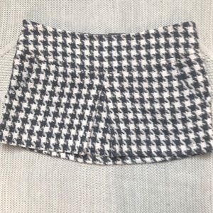 Grey and White vintage miniskirt